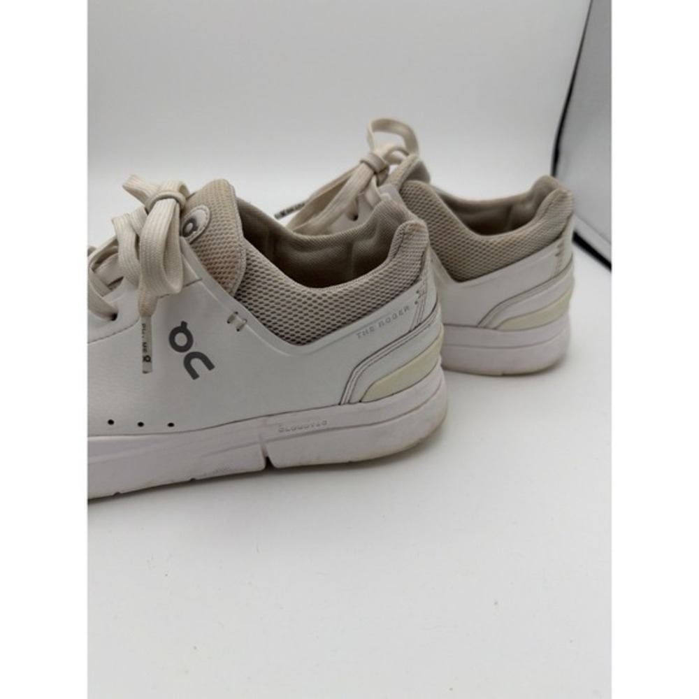 On Running The Roger Womens 8 White Leather Sneakers Casual Shoes. 1623 - Picture 3 of 9